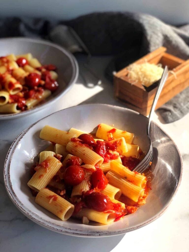 fresh cherry tomato sauce