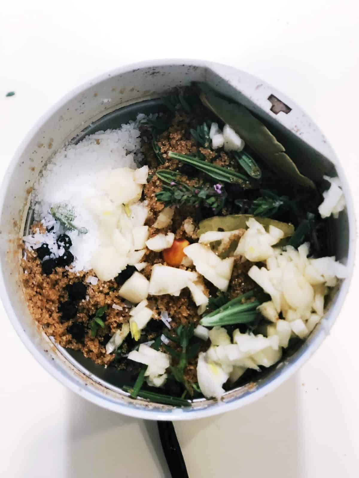 baked ham spices in spice grinder