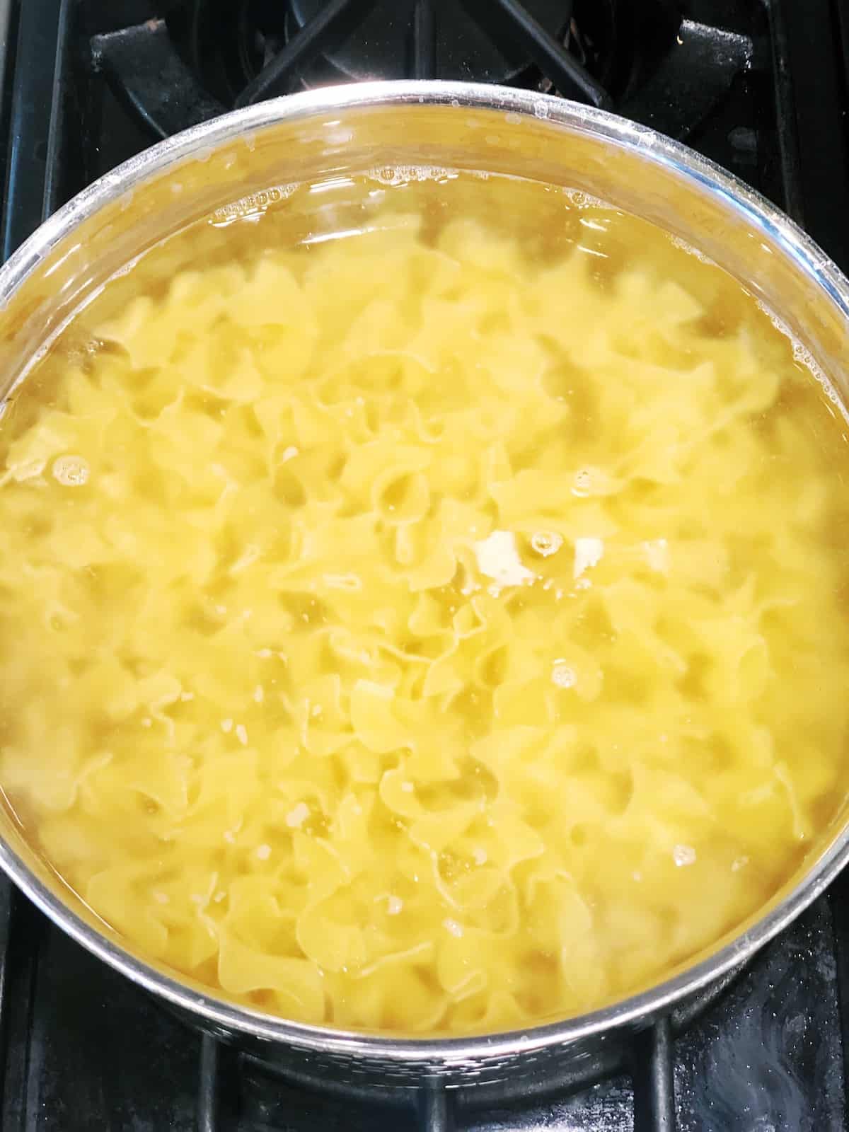 cooking egg noodles for ricotta pasta