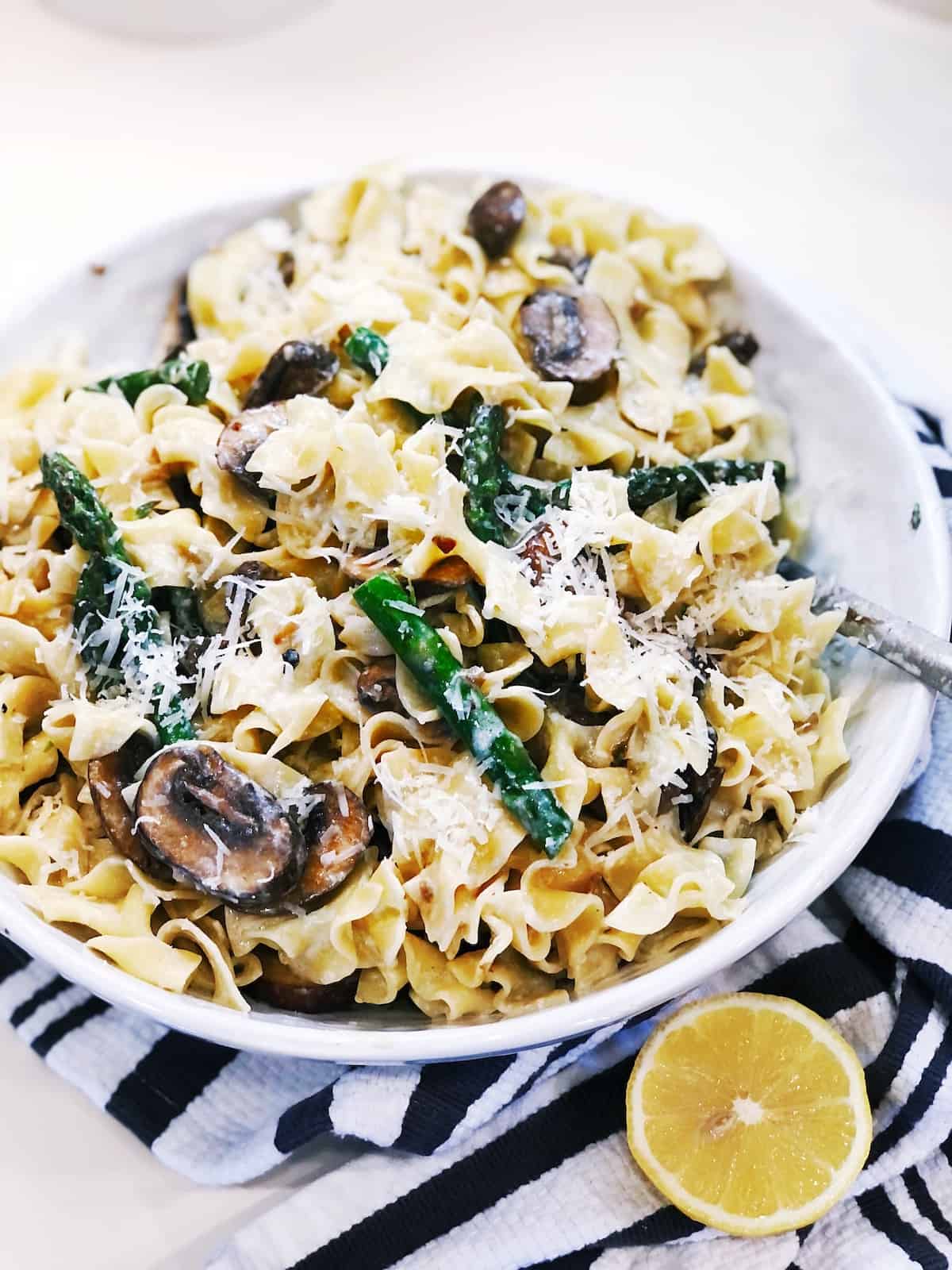 ricotta pasta in bowl