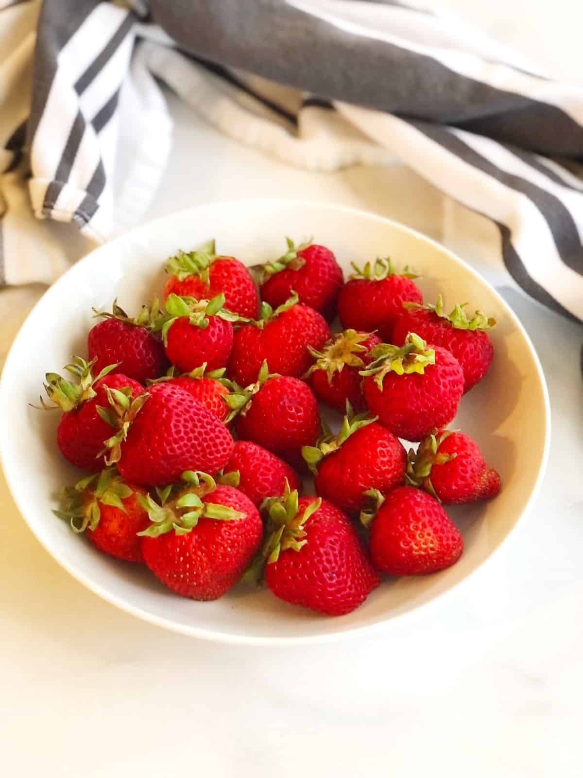 bowl of fresh strawberries