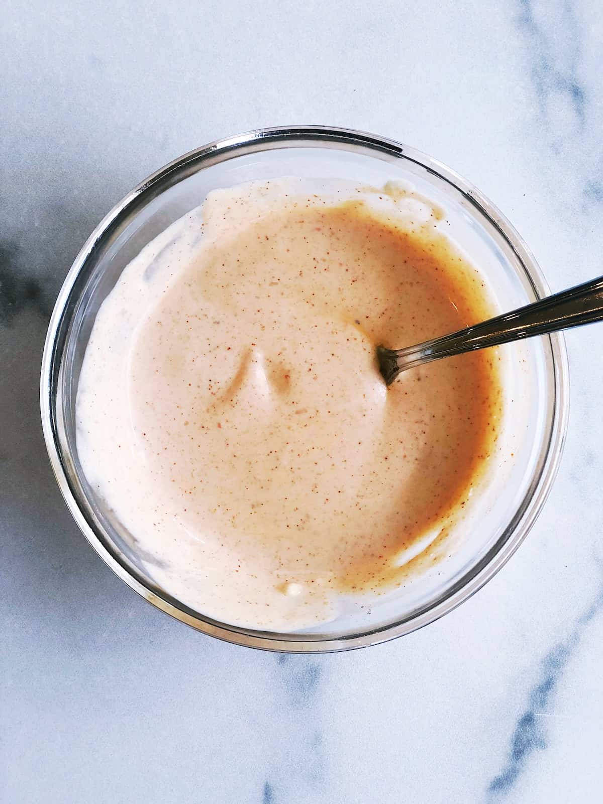 creamy sriracha sauce