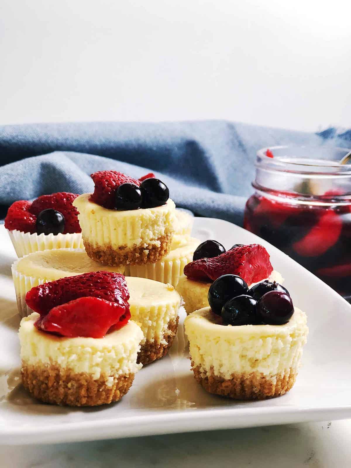 mini cheesecake bites with berry topping