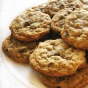 chocolate chip oatmeal cookies
