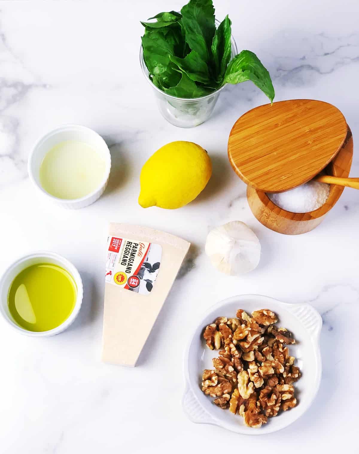 walnut pesto ingredients