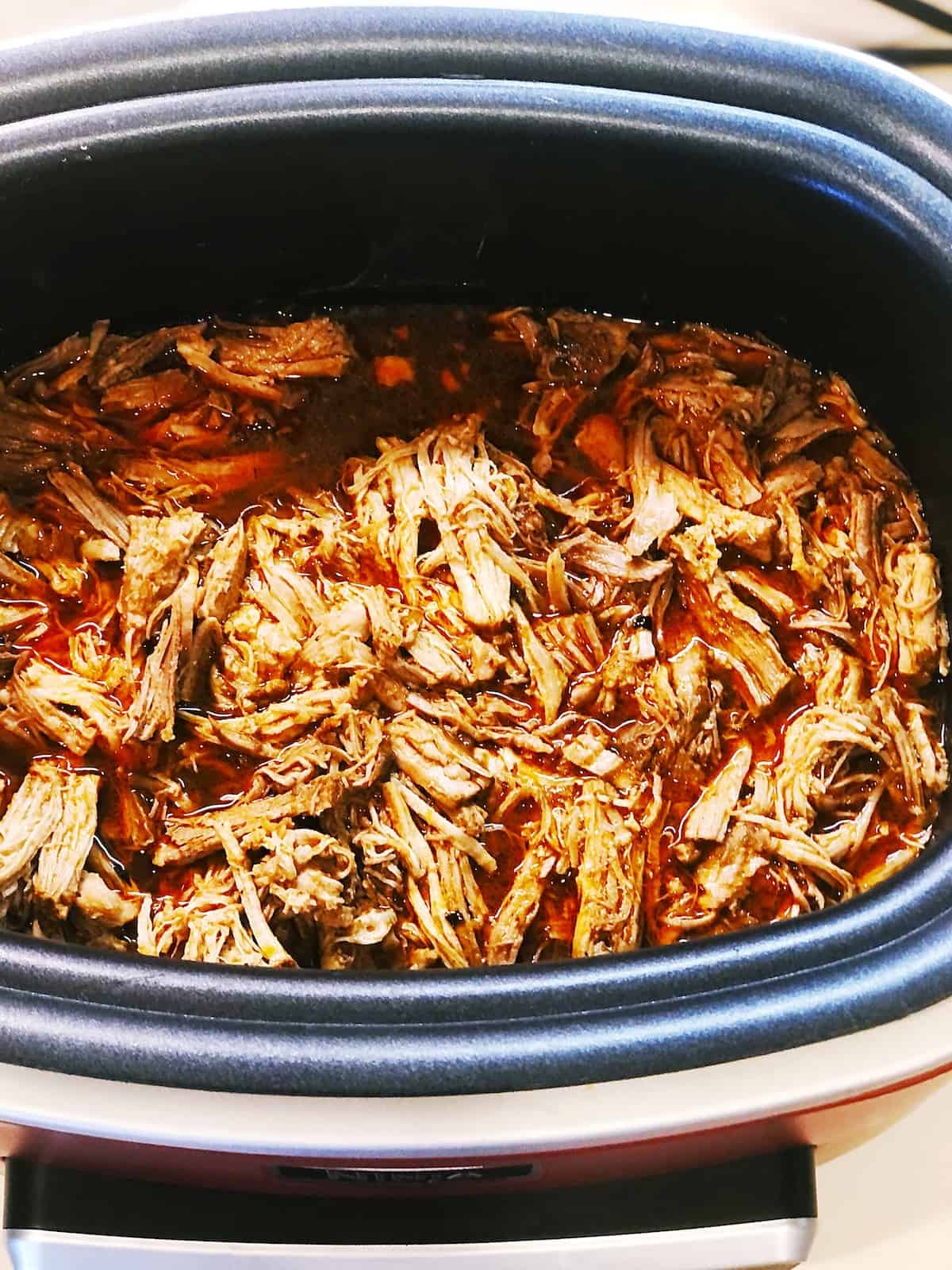 shredded pot roast in slow cooker