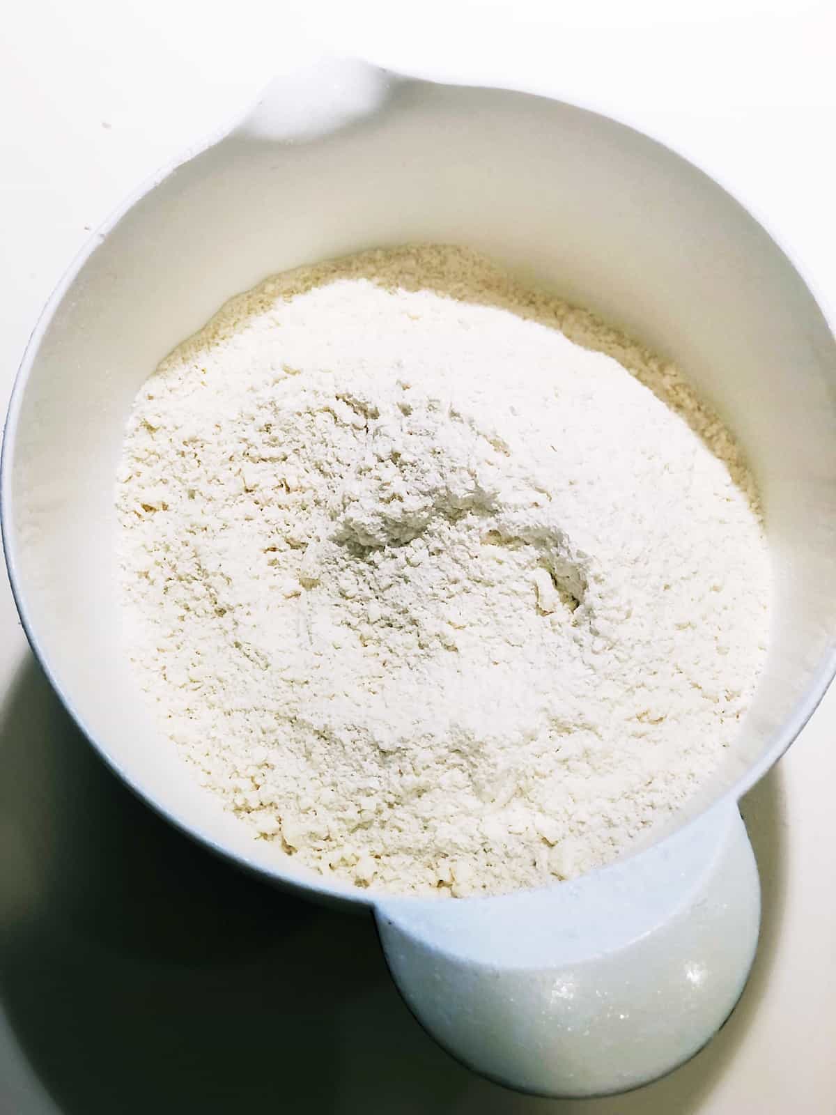 dry ingredients for quiche crust