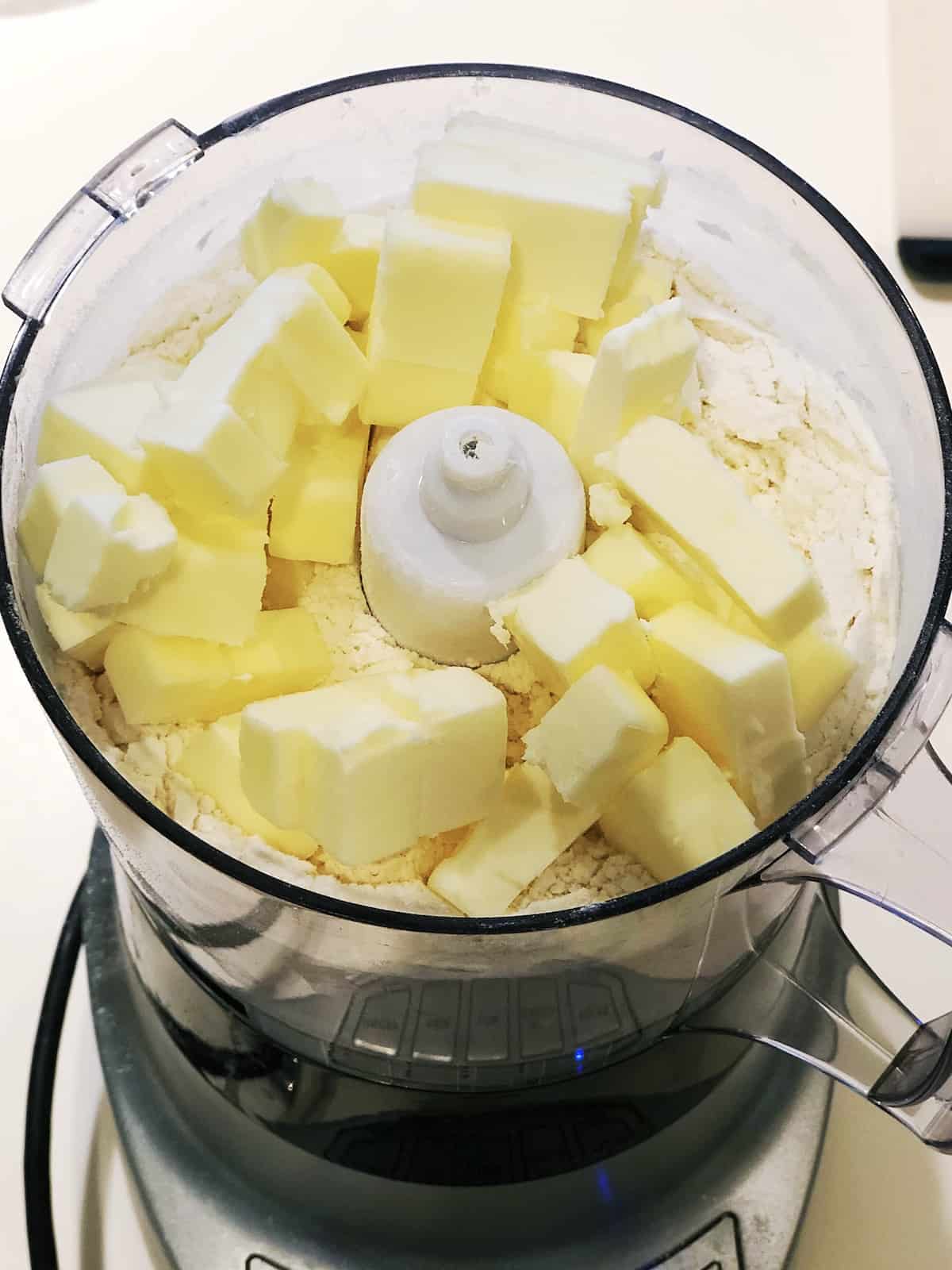 pie crusts in food processor