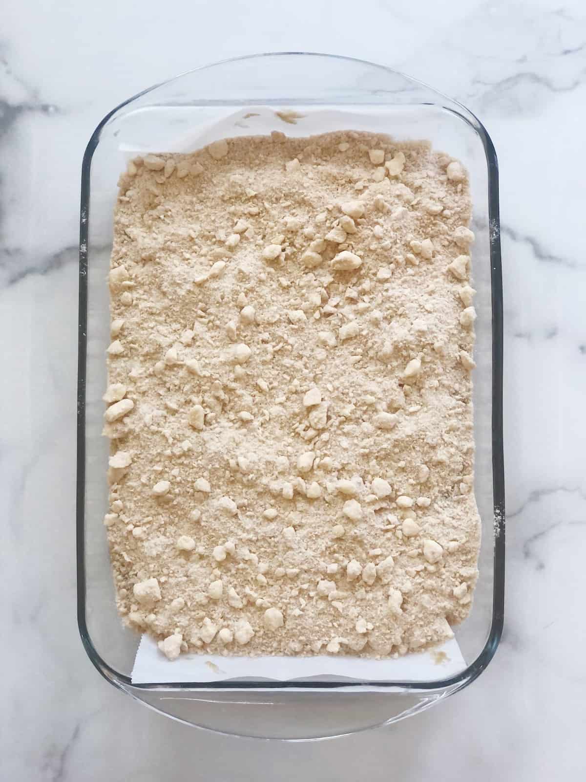 banana coffee cake with streusel