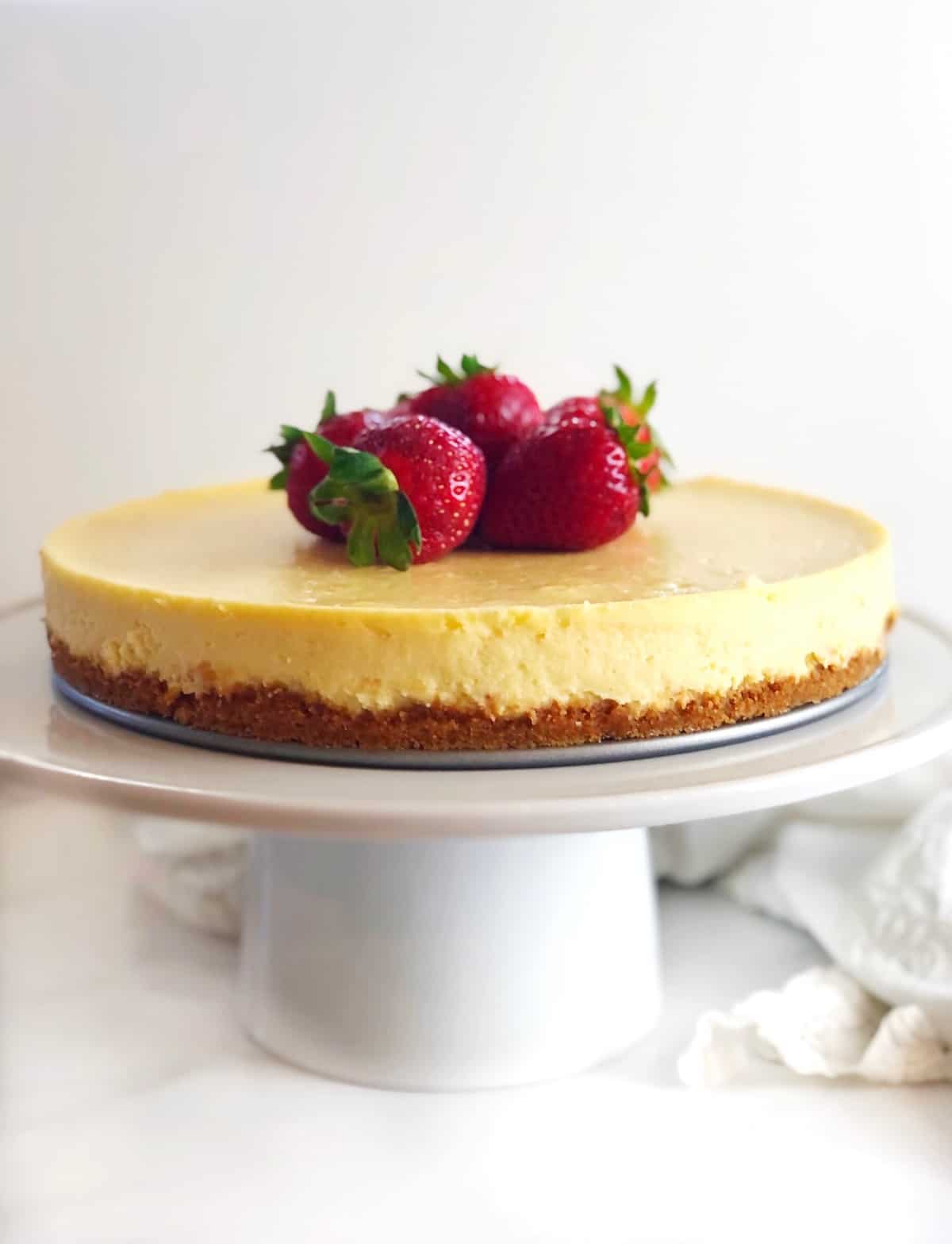 classic Philadelphia cheesecake recipe