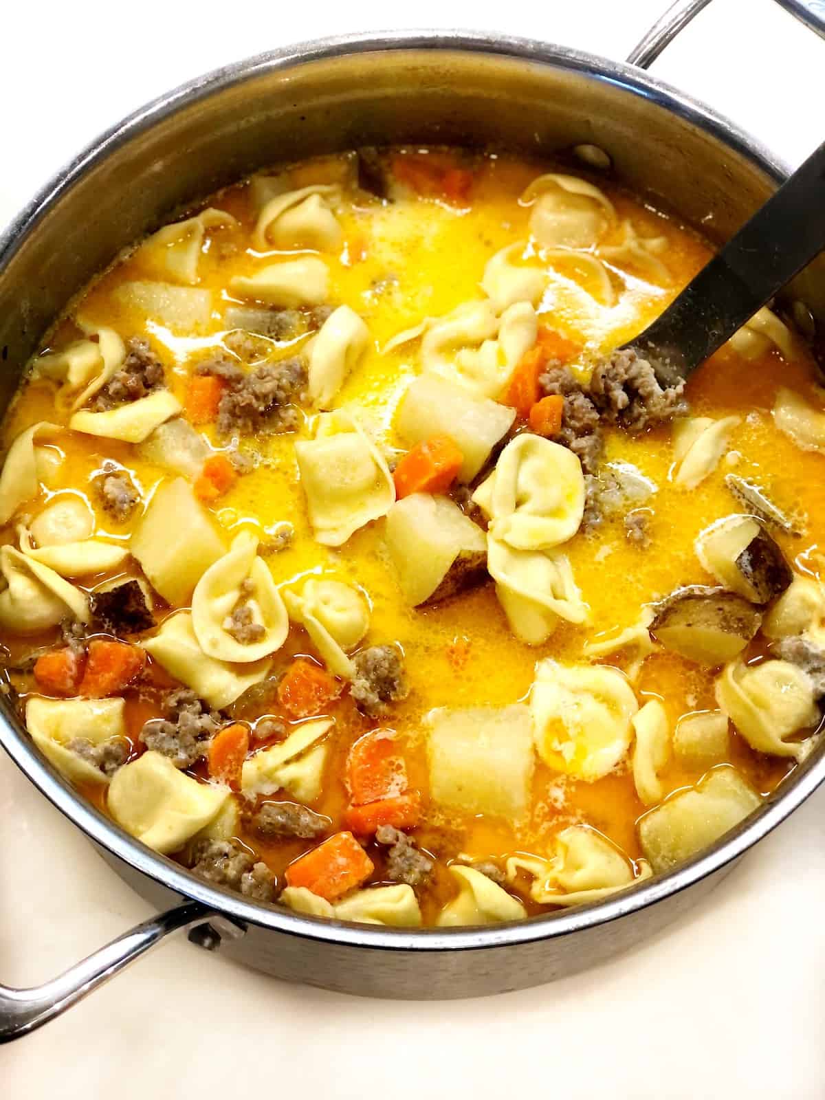 sausage tortellini soup