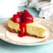strawberry cheesecake slice