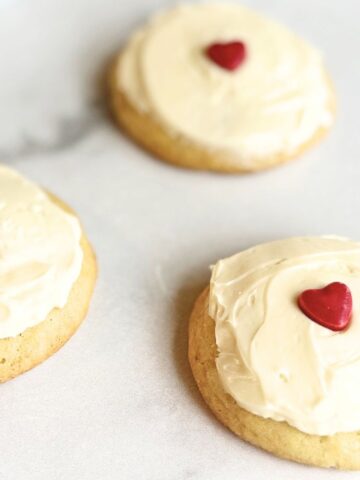 Angel sugar cookies with frosting.